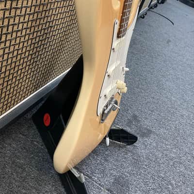 Fender Strat Plus with Rosewood Fretboard 1989 - Vintage White image 8