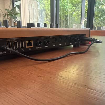 Mayer EMI MD850 Vibes 2024 - Synth image 3