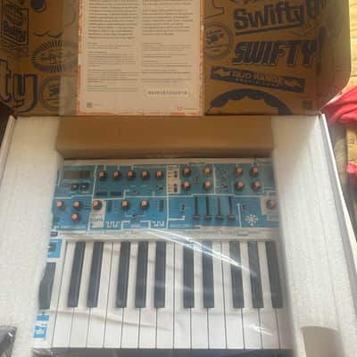 Novation Bass Station II Swifty Edition 2025 - Present - White image 2