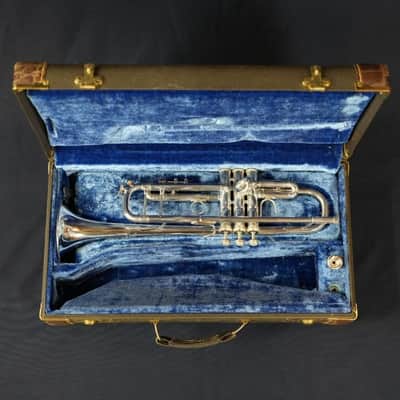 Bach Stradivarius 180S-37 Trumpet w/Case - Used image 13