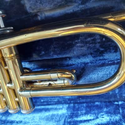 King Cleveland 600 Bb Trumpet, USA, Brass with Case, good but resolder image 10