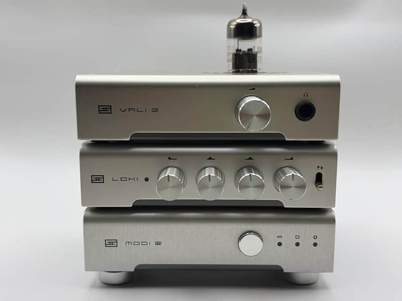 Immagine Schiit Audio Vali 2+ Loki M+ Modi Multibit I w/ Vintage Tubes to roll and Interconnect - 1