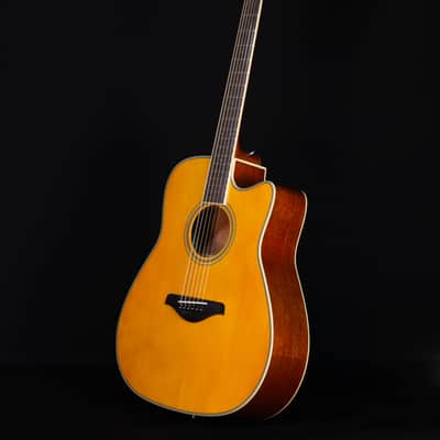 Yamaha FGC-TA TransAcoustic, Vintage Tint image 6