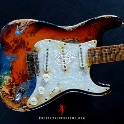 Fender Stratocaster 50th Anniversary Deluxe Series Sunburst Paisley/Pelham Blue Heavy Relic image 3