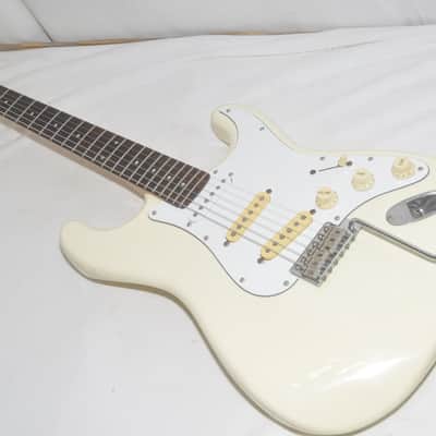 fender Japan E serial ST electric guitar Ref No 7636 image 1