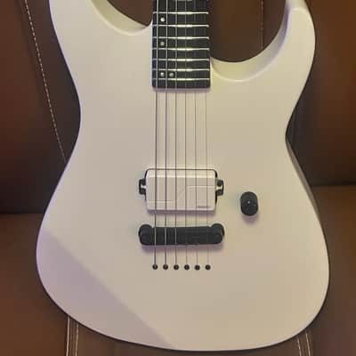 ESP E-II M-1 NT 2024 - Arctic White image 1