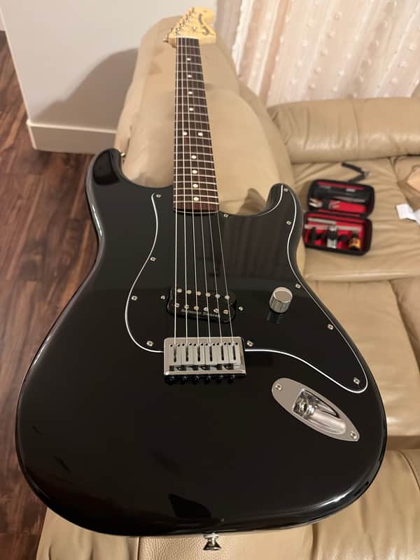 Fender Limited Edition Tom DeLonge Signature Stratocaster 2023 - Black image 1