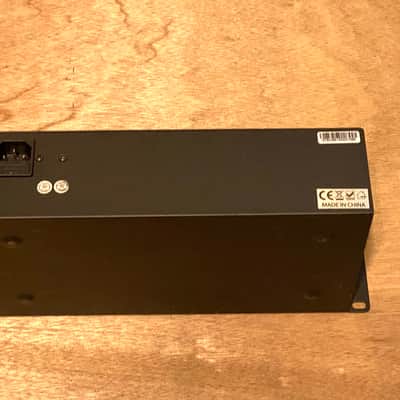 New DMX Distributor - 8-Way DMX Output Signal Splitter Distribution Rack Lighting Hub image 7