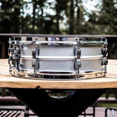 Ludwig Acrolite 5x14" 8-Lug - Pointed Blue/Olive Badge image 6