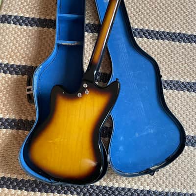 Harmony H14 Silhouette / Bobkat 1963 - 1973 - Shaded Walnut image 2