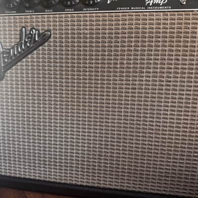 Fender Vibro Champ 6-Watt 1x8" Guitar Combo 1964 - 1967 - Black Panel image 11