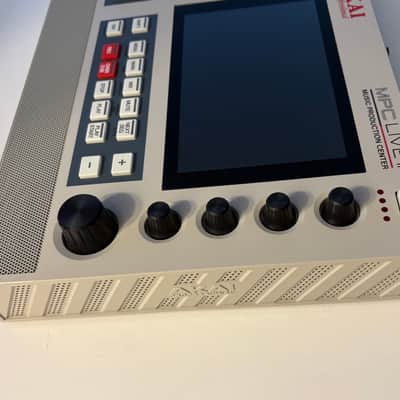 Akai MPC Live II Standalone Sampler / Sequencer Retro Edition 2020 - Present - Grey image 8