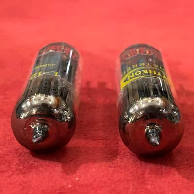 Raytheon 6BM8/ECL82 Vintage Matching Pair of Amplifier Vacuum Tubes w/ original box image 4