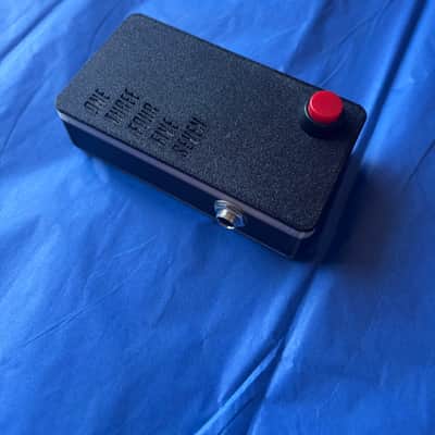 Super Midi Box Midi Metronome - Black & Red image 3