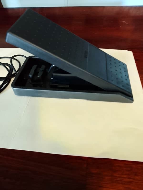Yamaha FC7 Volume Pedal image 1