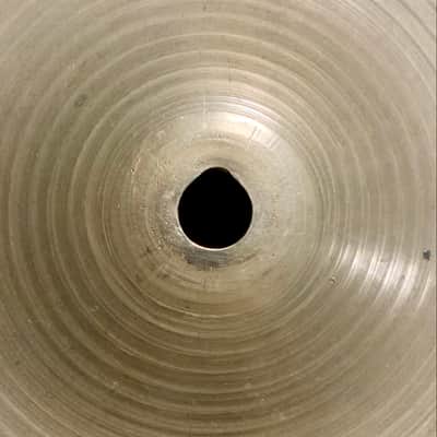 Zildjian Avedis 18” Crash - Vintage 70's Era - Good Condition - 1466g image 3