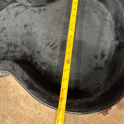 Taylor Deluxe Hardshell Dreadnought Case 2010s - Black image 16