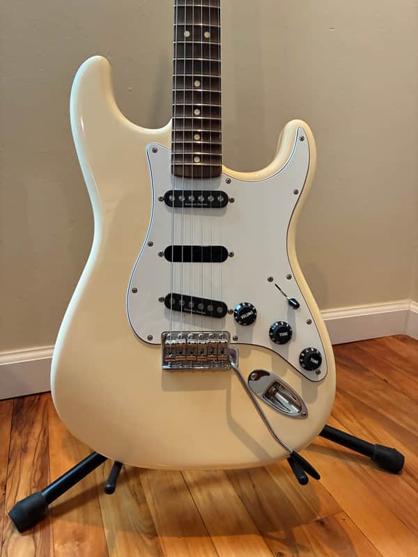 Fender Ritchie Blackmore Artist Series Signature Stratocaster 2021 Olympic White