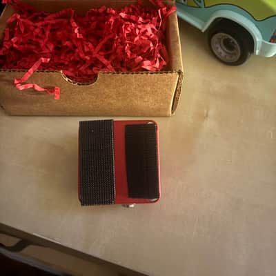 JHS Red Remote Switch 2017 - Present - Red image 4