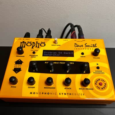 Dave Smith Instruments Mopho Desktop Monophonic Synthesizer 2008 - 2016 - Yellow