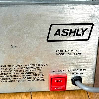 Ashly Blueface Model SC-66A Vintage 4-Band Stereo Parametric Equalizer, 3 Rack Space. Very Good Condition Bild 11