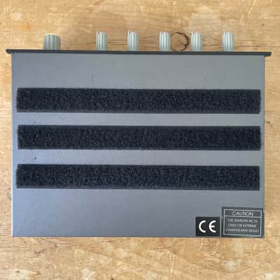 Samson Q5 Half Rack Headphone Amplifier image 6