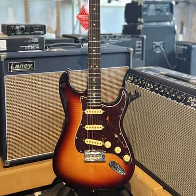 Fender 70th Anniversary American Professional II Stratocaster - Comet Burst image 2