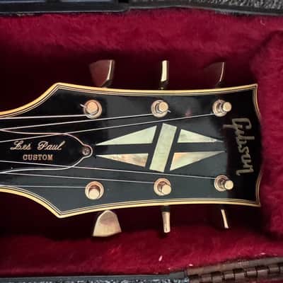 Gibson Les Paul Custom 1969 - Ebony w/ Bigsby image 5