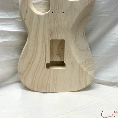 Guitar Mill S-Style Body / 2 pc. Ultra Light Swamp Ash / 3 lbs. 9 oz. (#GIN-3426) image 2