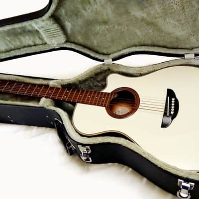 ジ*ン様 【最終大幅値下げ！！】美品✨YAMAHA APX-6S ボディ白濁無し YAMAHA APX-6 Electro Acoustic Guitar with Hardcase - Vintage 1988