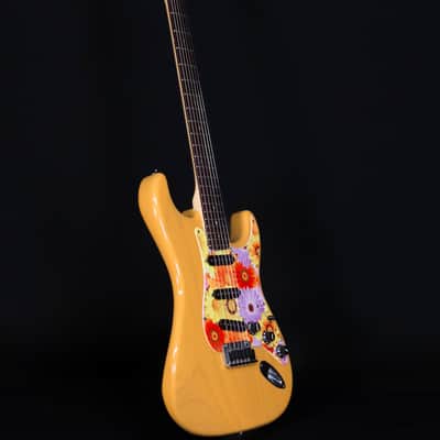 Fender American 60th Anniversary Strat with Case, Butterscotch, 2016 - Used image 8
