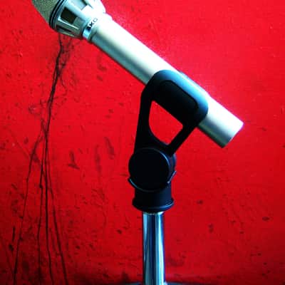 Vintage 1970's AKG D190E / D190ES dynamic cardioid microphone w mic clip 200 OHMS Low Z D1000E D330BT image 6