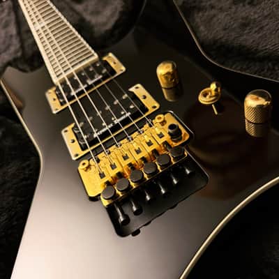 Jackson USA Warrior Custom Shop 2014 JCS Special Edition Slab Body, Black & Gold - Seymour Duncan Black Winter Pickups image 5