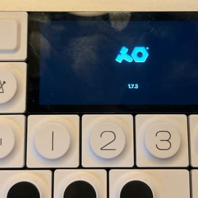 Teenage Engineering OP-1 Field Portable Synthesizer Workstation 2022 - Present - White image 10