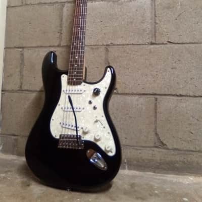 Squier Stratocaster - Modded 3 Outputs image 4