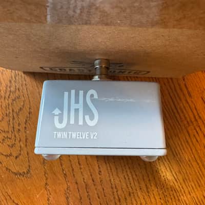 JHS Twin Twelve V2 - Discontinued image 5