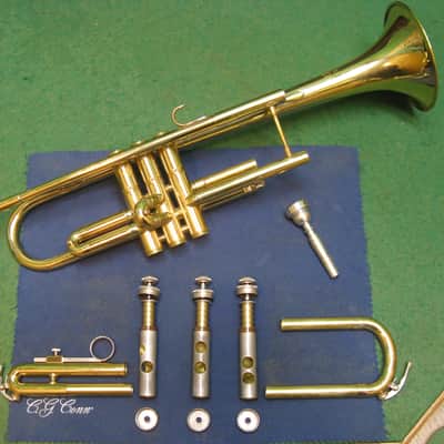 Holton T602 Collegiate Trumpet - Reconditioned - Holton Case & Holton 7C MP image 2