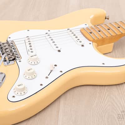 2001 Fender Yngwie Malmsteen Stratocaster ST71-140YM Yellow White, Near-Mint w/ Tweed Case & Hangtag, Japan image 7