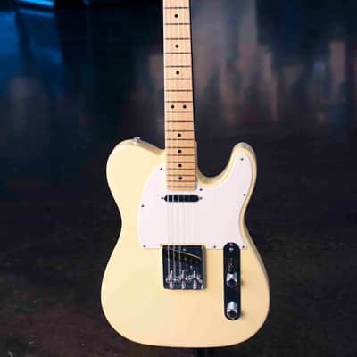 FENDER "TELE-BRATION" LIMITED EDITION 60TH ANNIVERSARY EMPRESS TELECASTER - VINTAGE WHITE WITH CASE image 3
