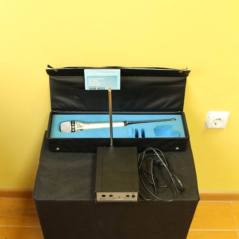 Sennheiser SKM 4031 / EM 1005 Wireless Vocal Set 1980's Germany image 1