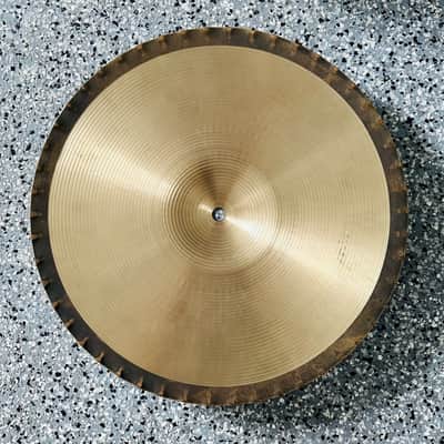 Zildjian 14" A Series Mastersound Hi-Hat Cymbals (Pair) 1998 - 2012 - Traditional image 5