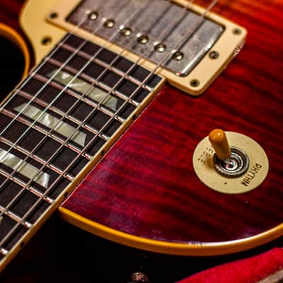 Gibson CS Murphy Lab 1959 Les Paul Standard Reussue Ultra Light Aged 2026 - Factory Burst Bild 5