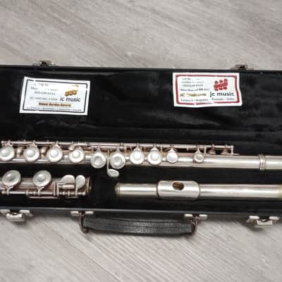 Gemeinhardt 2SP Straght-Headjoint Flute with Offset G - Silver-Plated image 2