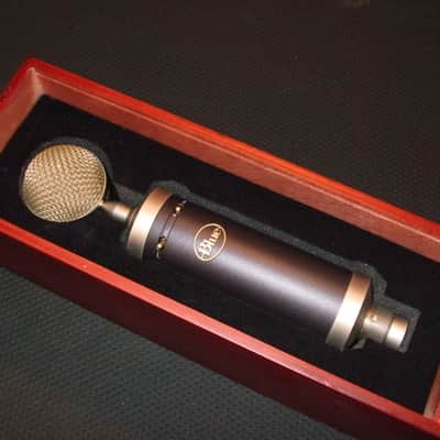 Blue Baby Bottle SL Large Diaphragm Cardioid Condenser Microphone 2010s - Dark Blue image 8