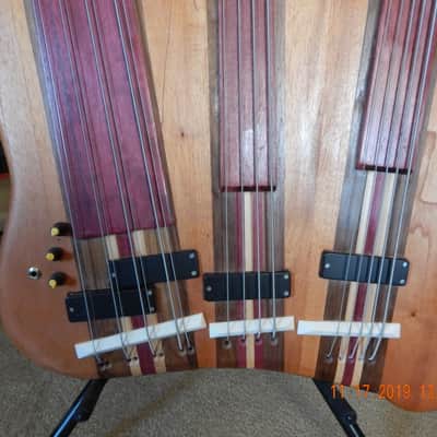 wish bass left handed fretless triple neck. image 2