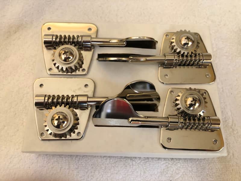 Fender Made In Japan '70s Vintage Style Bass Tuners, Nickel Plated, P/N 0264985000 image 1