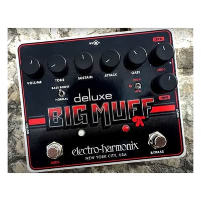 Electro-Harmonix Deluxe Big Muff Pi Fuzz Pedal with Volume Knob, Sustain Knob, Bass Boost or Normal Switch, Expression Input and Bypass Footswitch or LED image 3