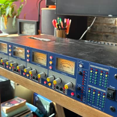 Focusrite ISA 428 2000s - Blue image 2