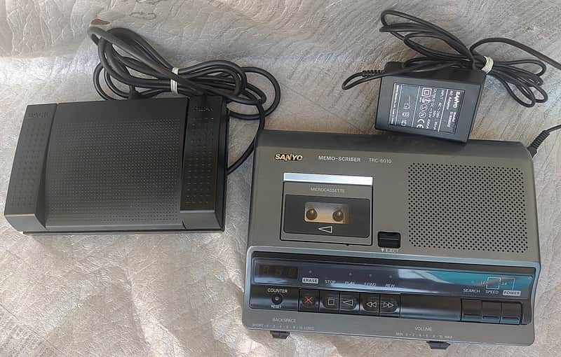 Sanyo TRC-6010 Microcassette Transcribing System Memo-Scriber Dication Machine Recorder & foot pedal image 1