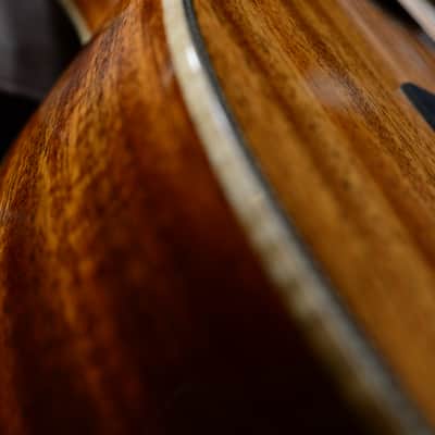 2019 Maestro Guitars 00 Traditional Series Mahogany Top image 4